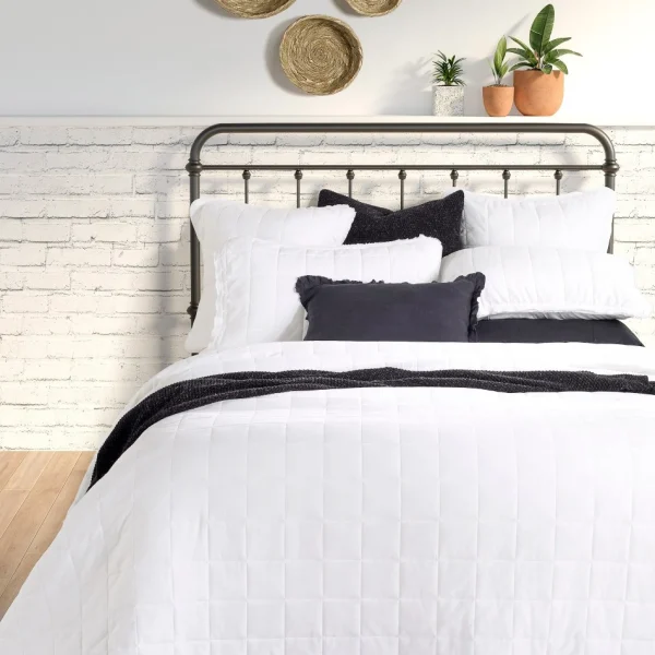 Brunelli Stitch Coverlet - Poke* Bedding