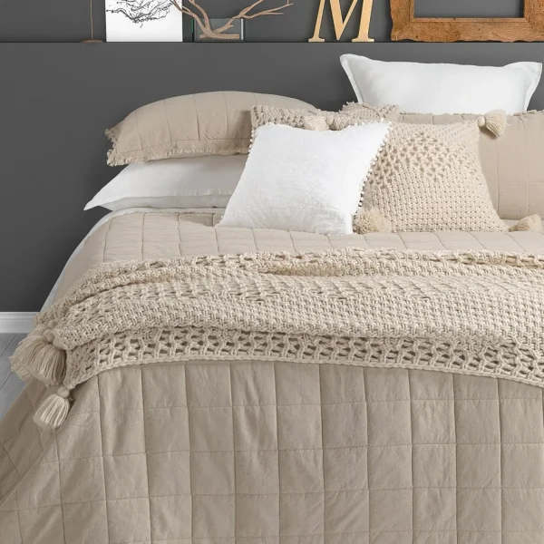 Brunelli Stitch Coverlet - Poke* Bedding